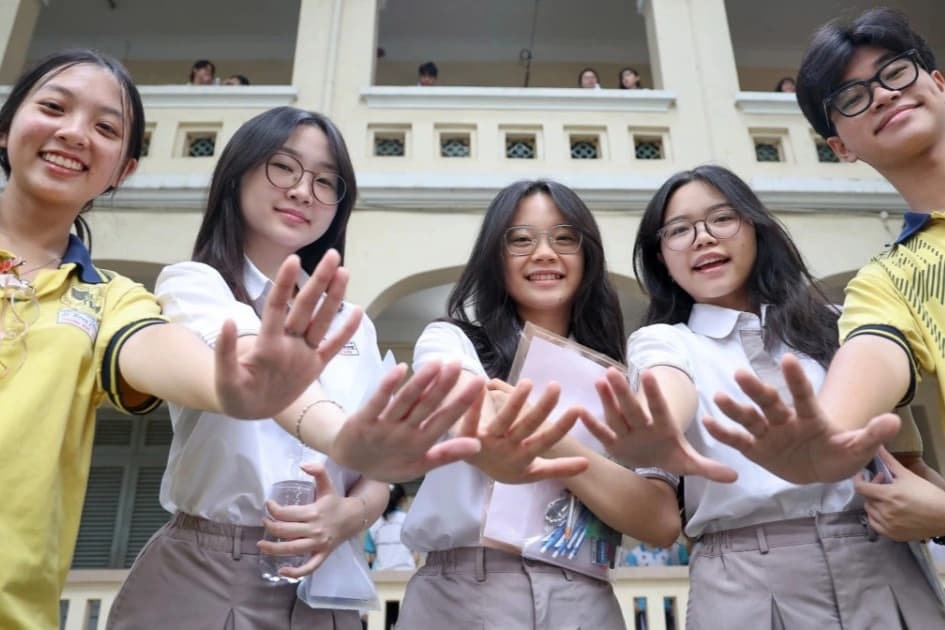 Chính thức công bố điểm thi tốt nghiệp THPT 2025, tra cứu qua Dân trí